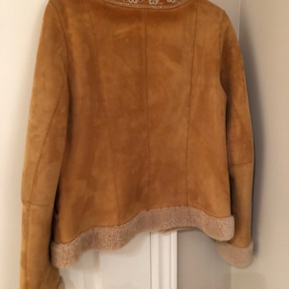 Beautifully crafted shearling coat - Picture 4 of 4